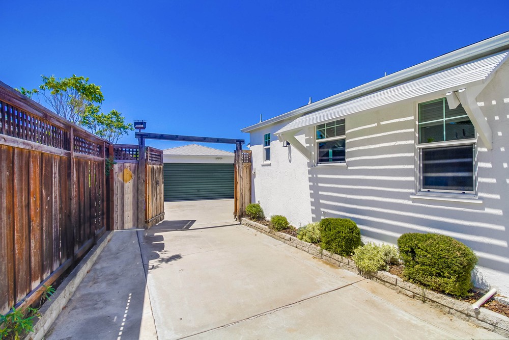 Virtual tour photo 37 of 36 for 4866 Lorraine Dr