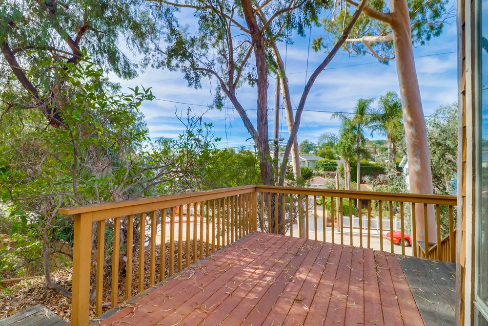 Virtual tour photo 7 of 42 for 4867 Academy St