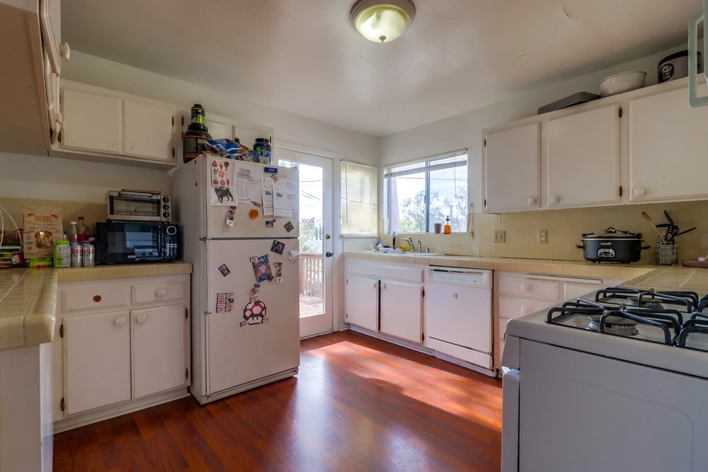 Virtual tour photo 18 of 42 for 4867 Academy St