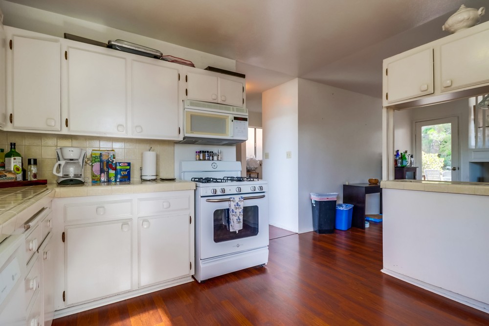 Virtual tour photo 20 of 42 for 4867 Academy St
