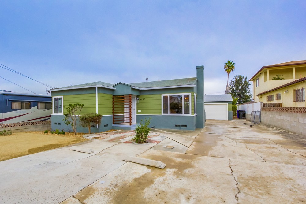 Virtual tour photo 4 of 39 for 4867 Lyon St