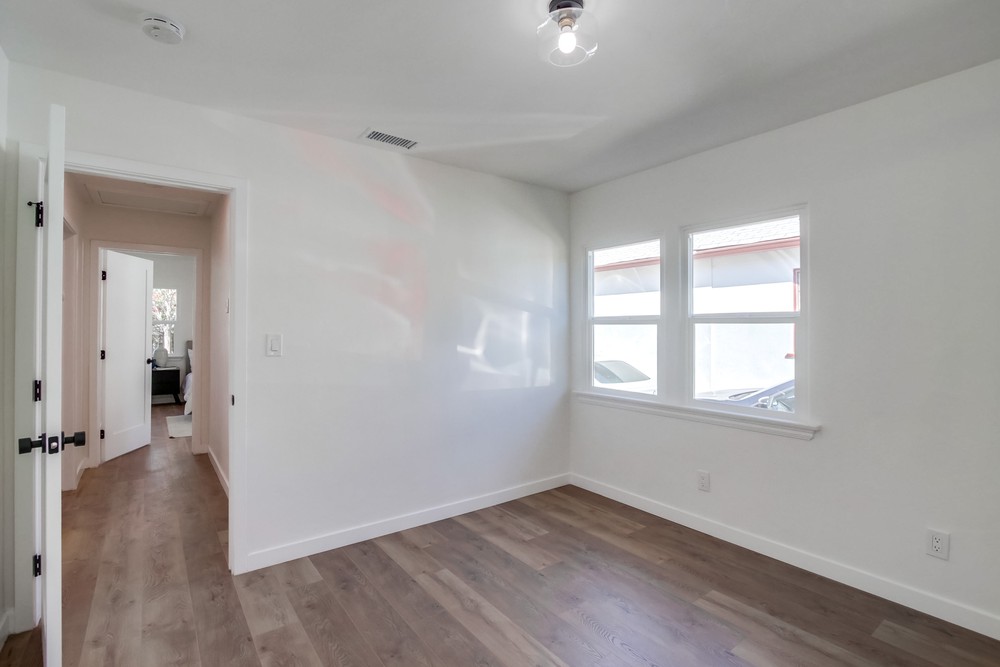 Virtual tour photo 30 of 45 for 4868 Monroe Ave