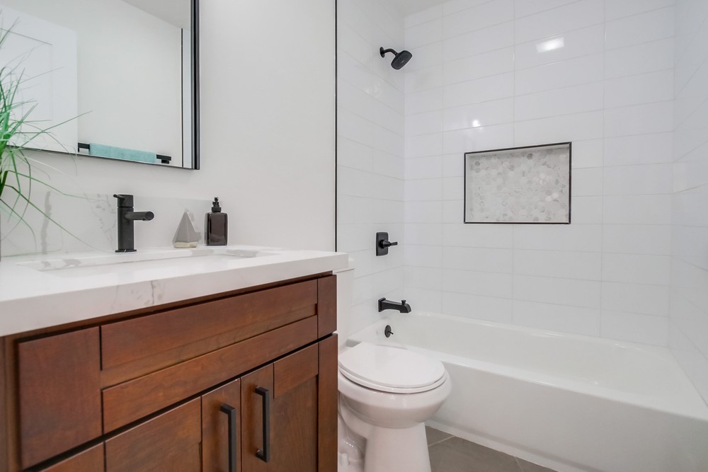 Virtual tour photo 31 of 45 for 4868 Monroe Ave