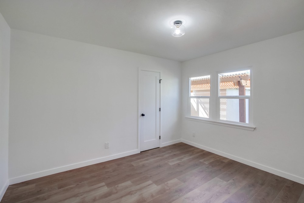 Virtual tour photo 33 of 45 for 4868 Monroe Ave