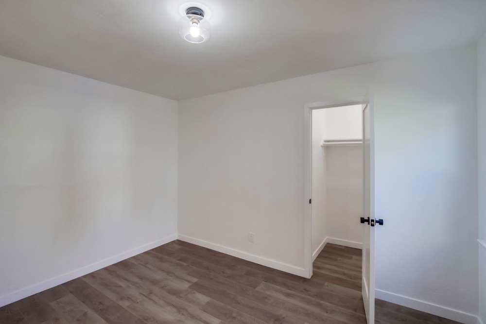 Virtual tour photo 34 of 45 for 4868 Monroe Ave