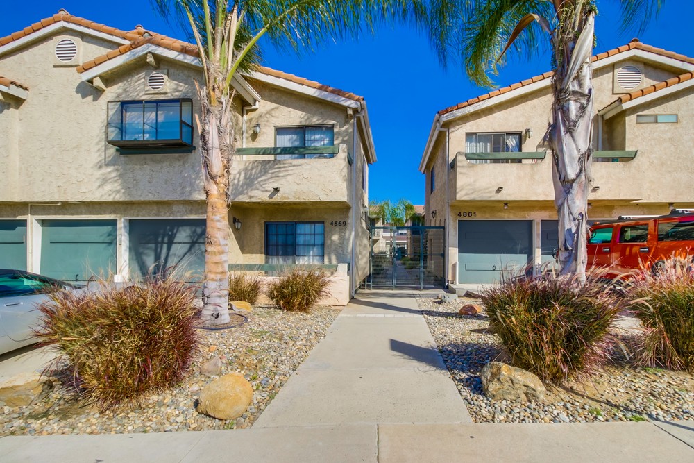 Virtual tour photo 1 of 36 for 4869 70th St #3