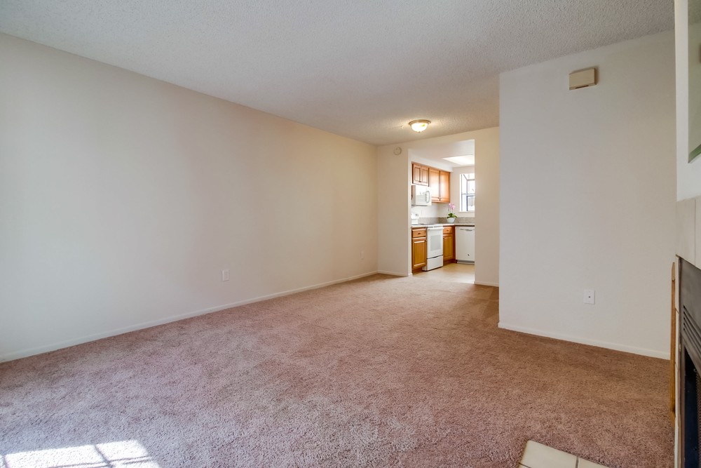 Virtual tour photo 16 of 36 for 4869 70th St #3