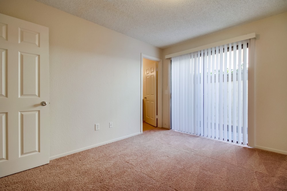 Virtual tour photo 21 of 36 for 4869 70th St #3