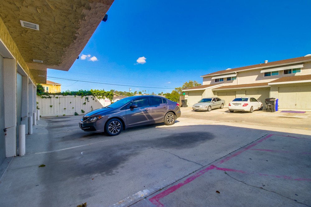 Virtual tour photo 37 of 36 for 4869 70th St #3