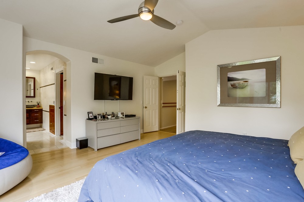 Virtual tour photo 25 of 39 for 4870 Riding Ridge Rd
