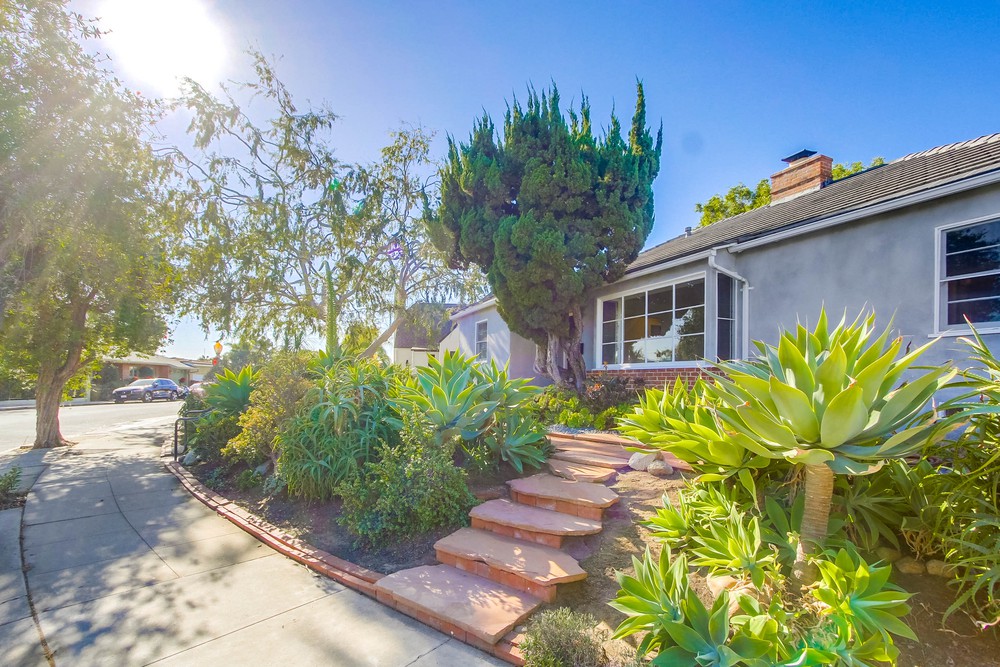 Virtual tour photo 7 of 42 for 4871 Hart Dr
