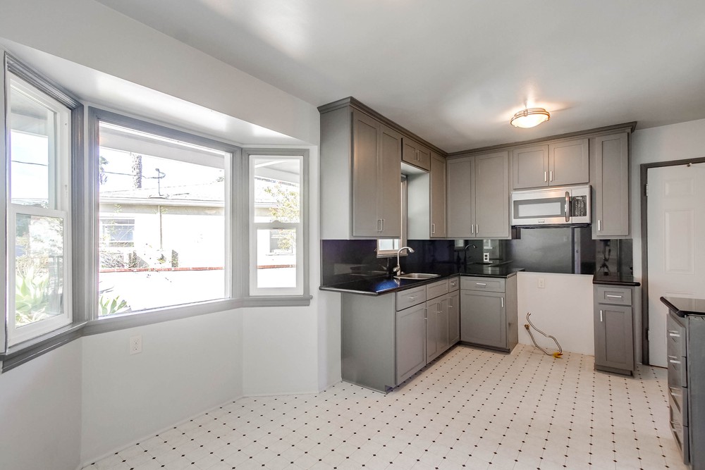 Virtual tour photo 15 of 42 for 4871 Hart Dr