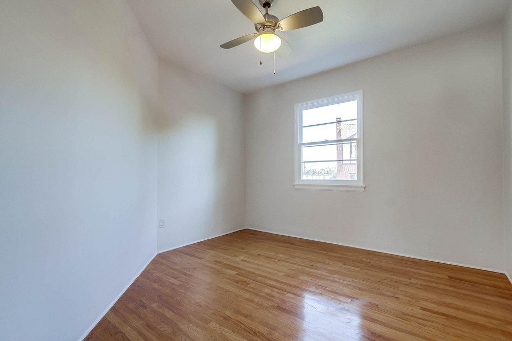 Virtual tour photo 22 of 42 for 4871 Hart Dr