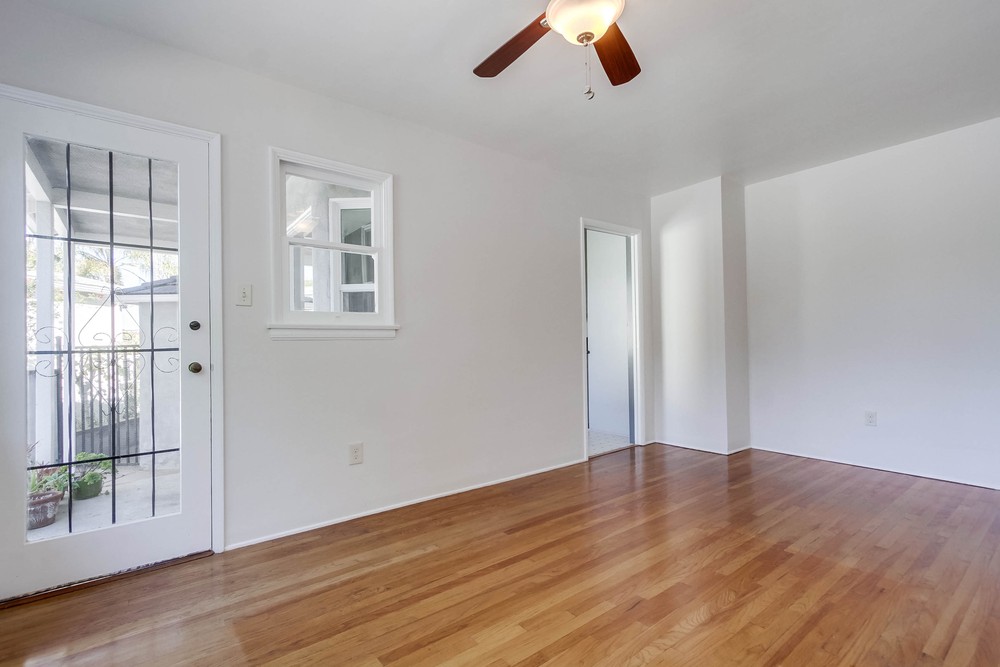 Virtual tour photo 25 of 42 for 4871 Hart Dr