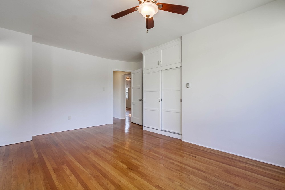 Virtual tour photo 26 of 42 for 4871 Hart Dr