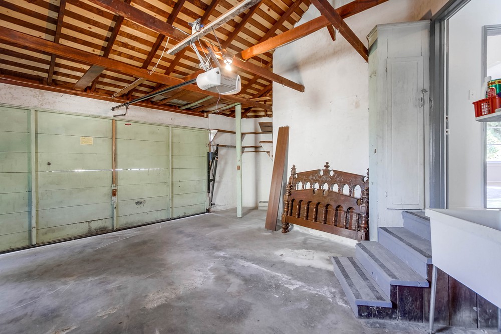 Virtual tour photo 37 of 42 for 4871 Hart Dr