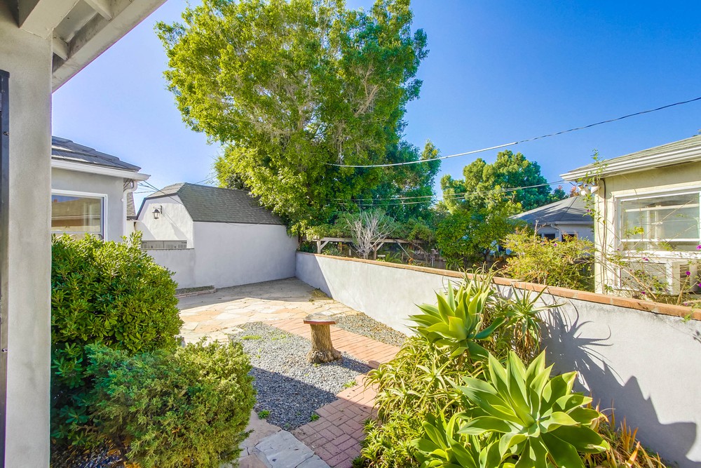 Virtual tour photo 40 of 42 for 4871 Hart Dr