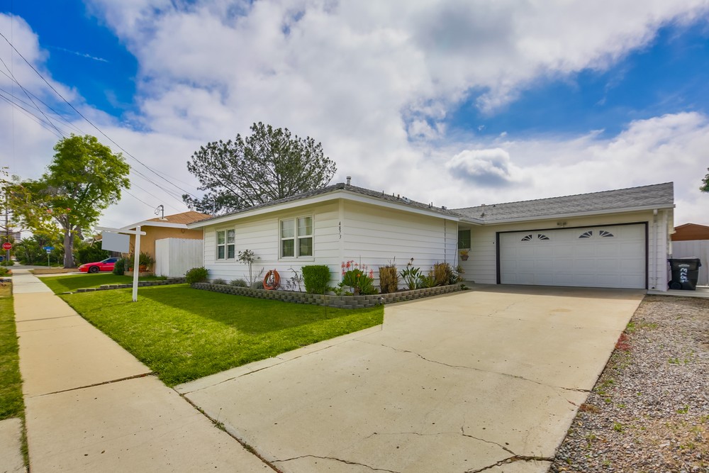 Virtual tour photo 5 of 43 for 4873 Mt Casas Dr