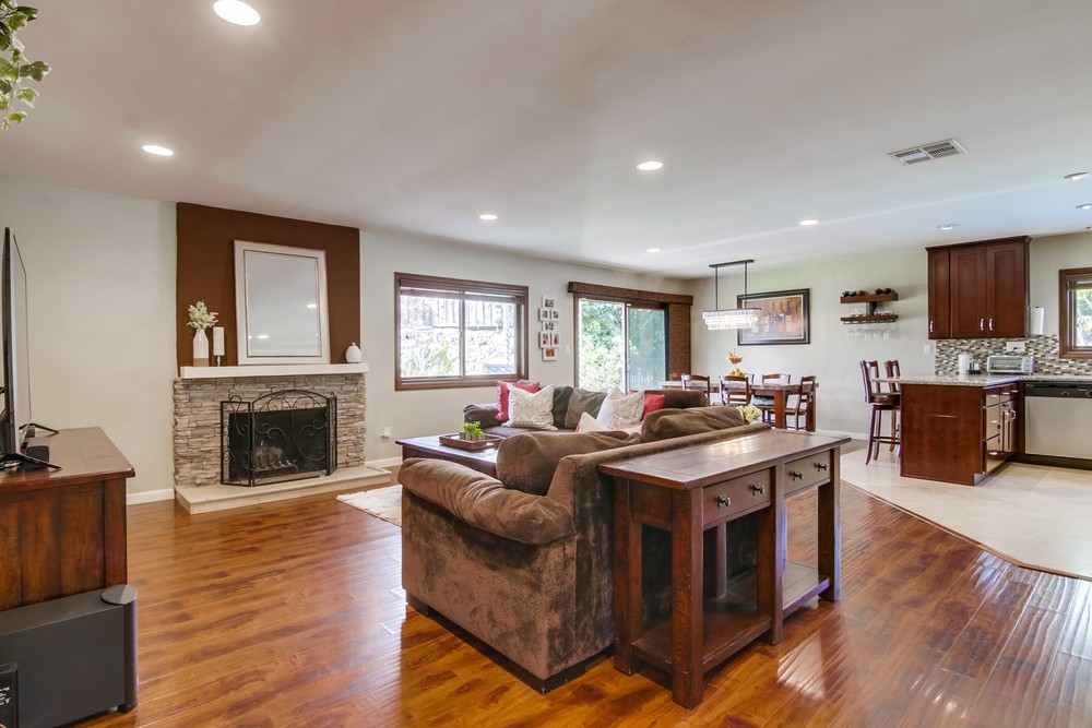 Virtual tour photo 4 of 49 for 4874 Campanile Dr