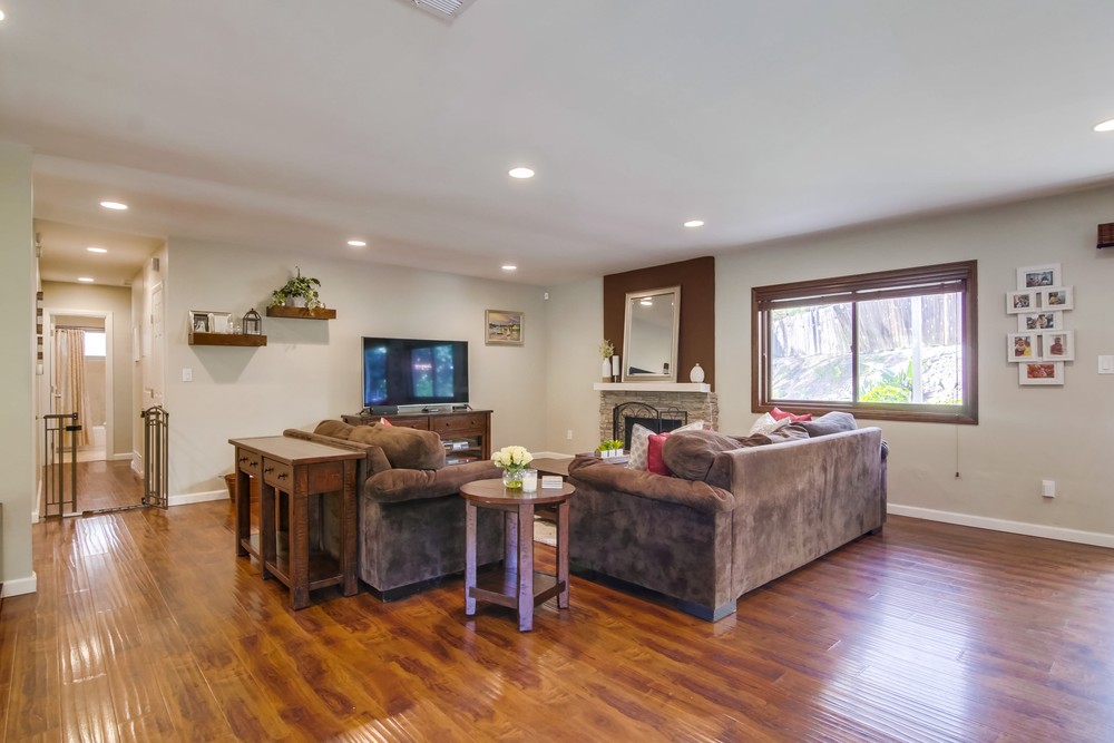 Virtual tour photo 7 of 49 for 4874 Campanile Dr