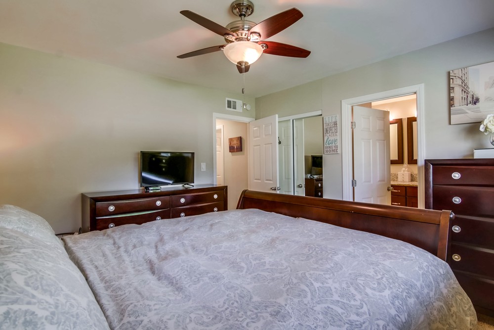 Virtual tour photo 24 of 49 for 4874 Campanile Dr