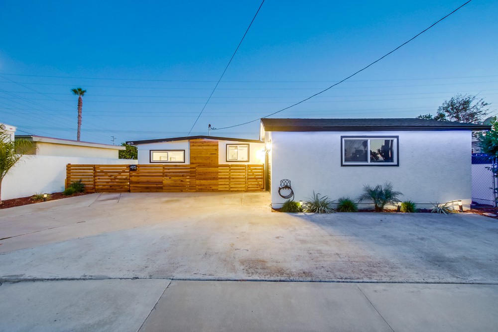 Virtual tour photo 3 of 81 for 4875 Barstow St
