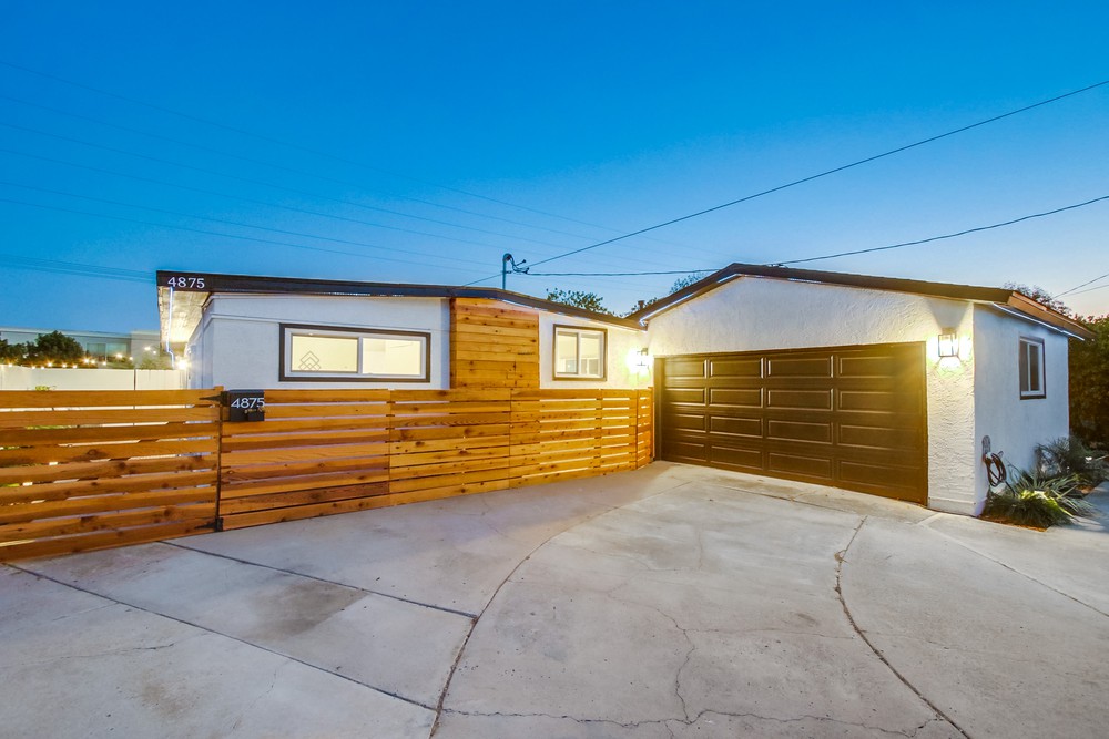 Virtual tour photo 5 of 81 for 4875 Barstow St