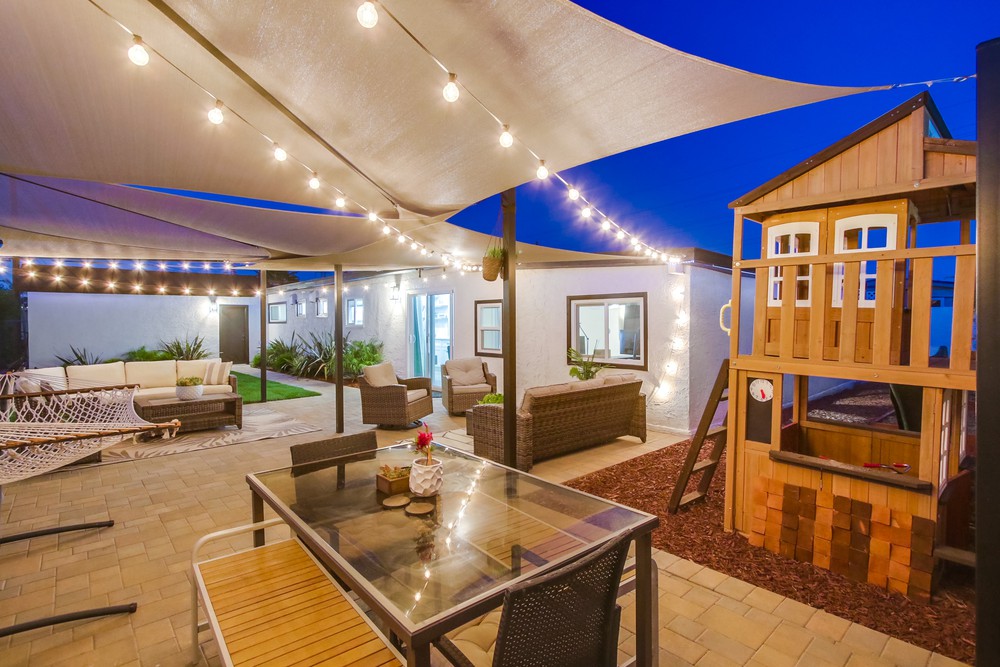 Virtual tour photo 18 of 81 for 4875 Barstow St