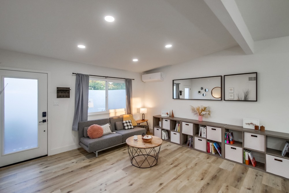 Virtual tour photo 28 of 81 for 4875 Barstow St