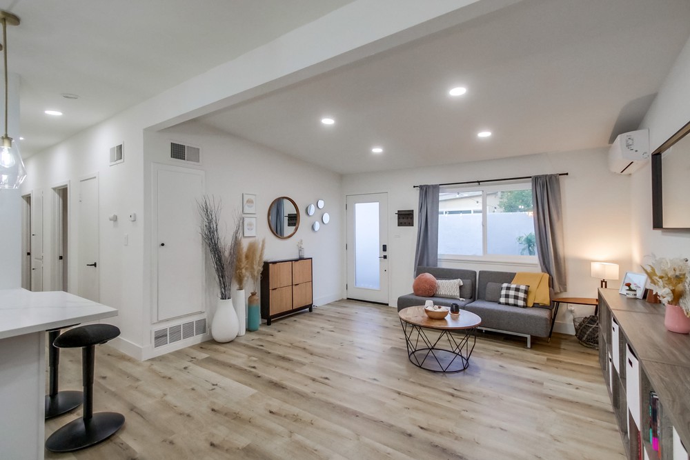 Virtual tour photo 35 of 81 for 4875 Barstow St