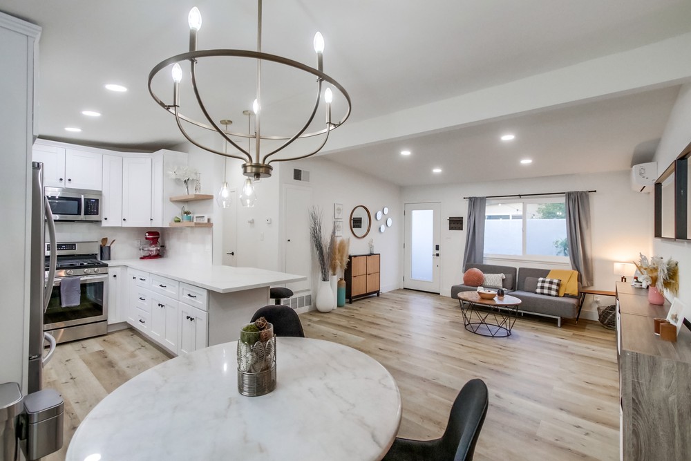 Virtual tour photo 36 of 81 for 4875 Barstow St