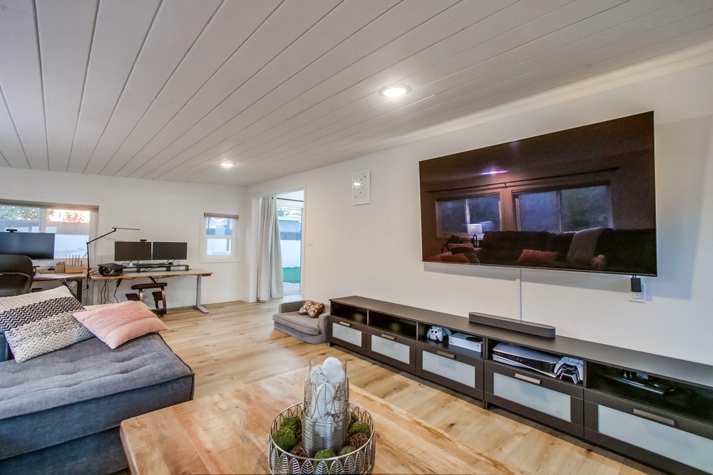 Virtual tour photo 43 of 81 for 4875 Barstow St