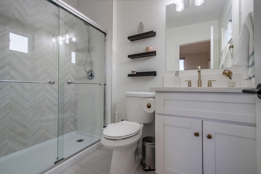 Virtual tour photo 55 of 81 for 4875 Barstow St
