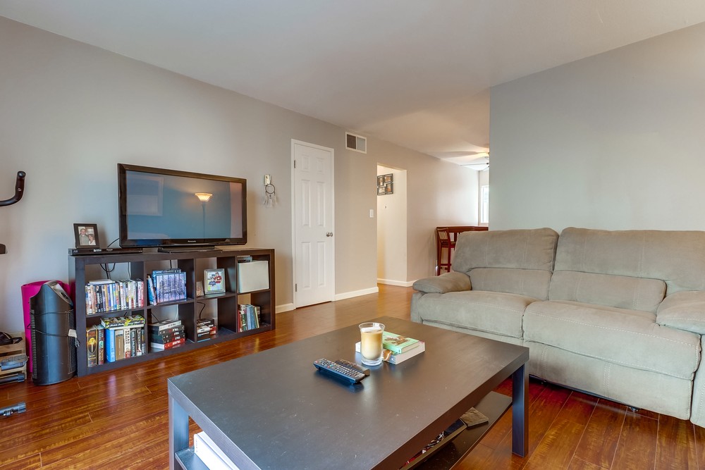Virtual tour photo 9 of 31 for 4875 Cole St #47