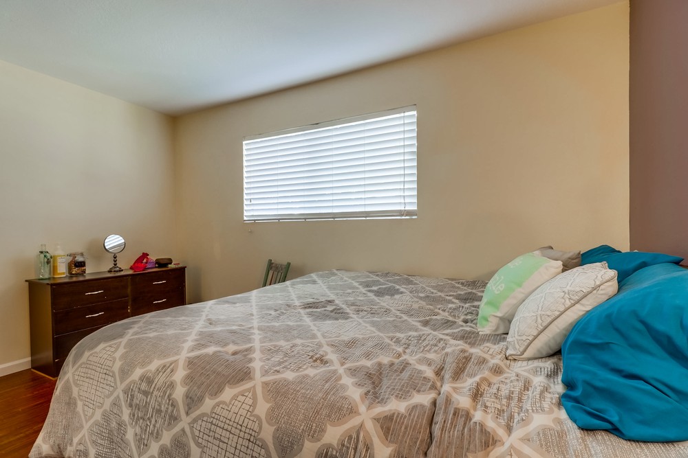 Virtual tour photo 24 of 31 for 4875 Cole St #47