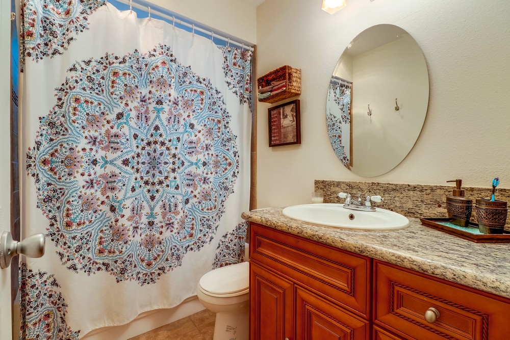 Virtual tour photo 26 of 31 for 4875 Cole St #47