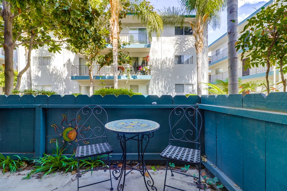 Virtual tour photo 30 of 31 for 4875 Cole St #47