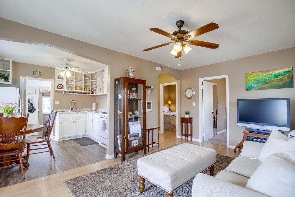 Virtual tour photo 13 of 36 for 4876 Mansfield St
