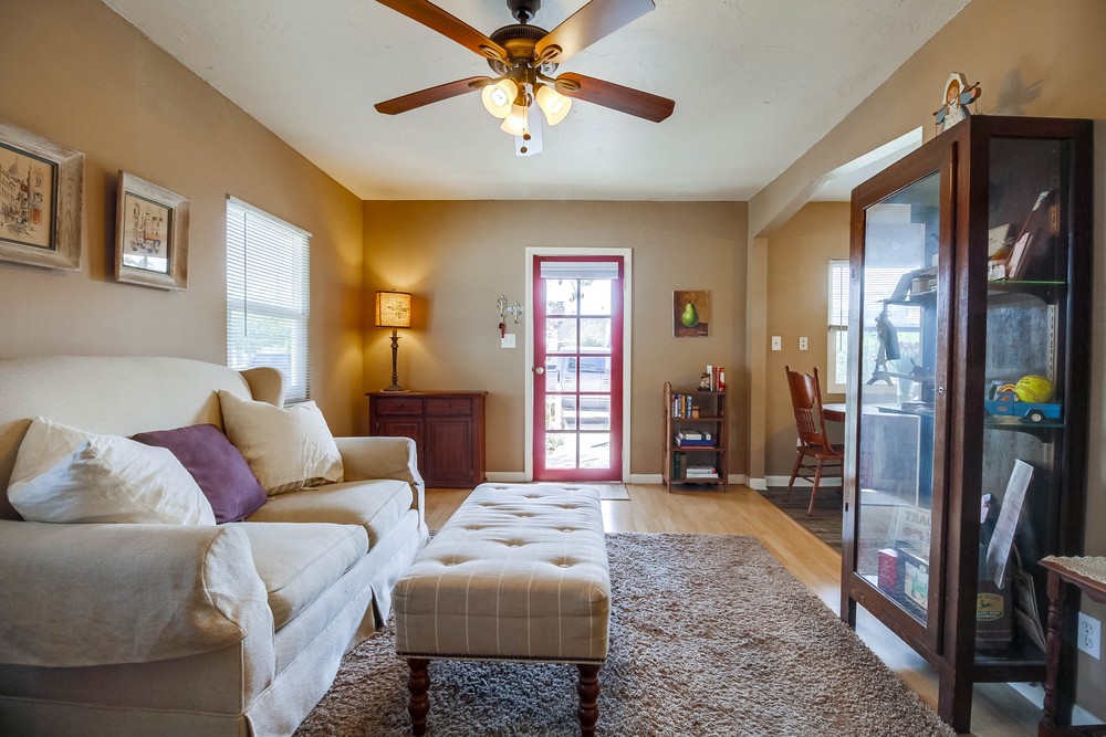 Virtual tour photo 15 of 36 for 4876 Mansfield St