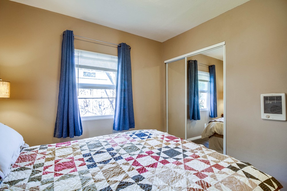 Virtual tour photo 27 of 36 for 4876 Mansfield St