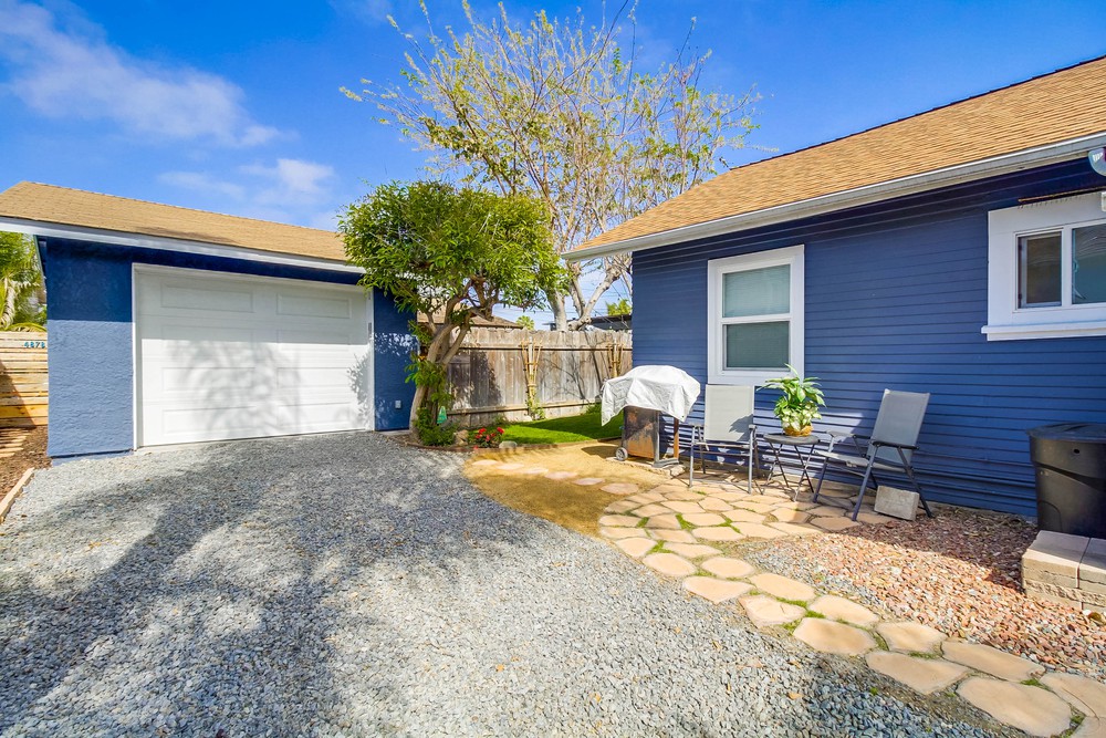 Virtual tour photo 32 of 36 for 4876 Mansfield St