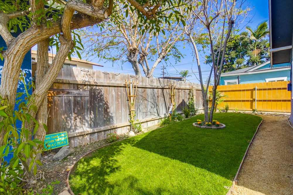 Virtual tour photo 33 of 36 for 4876 Mansfield St