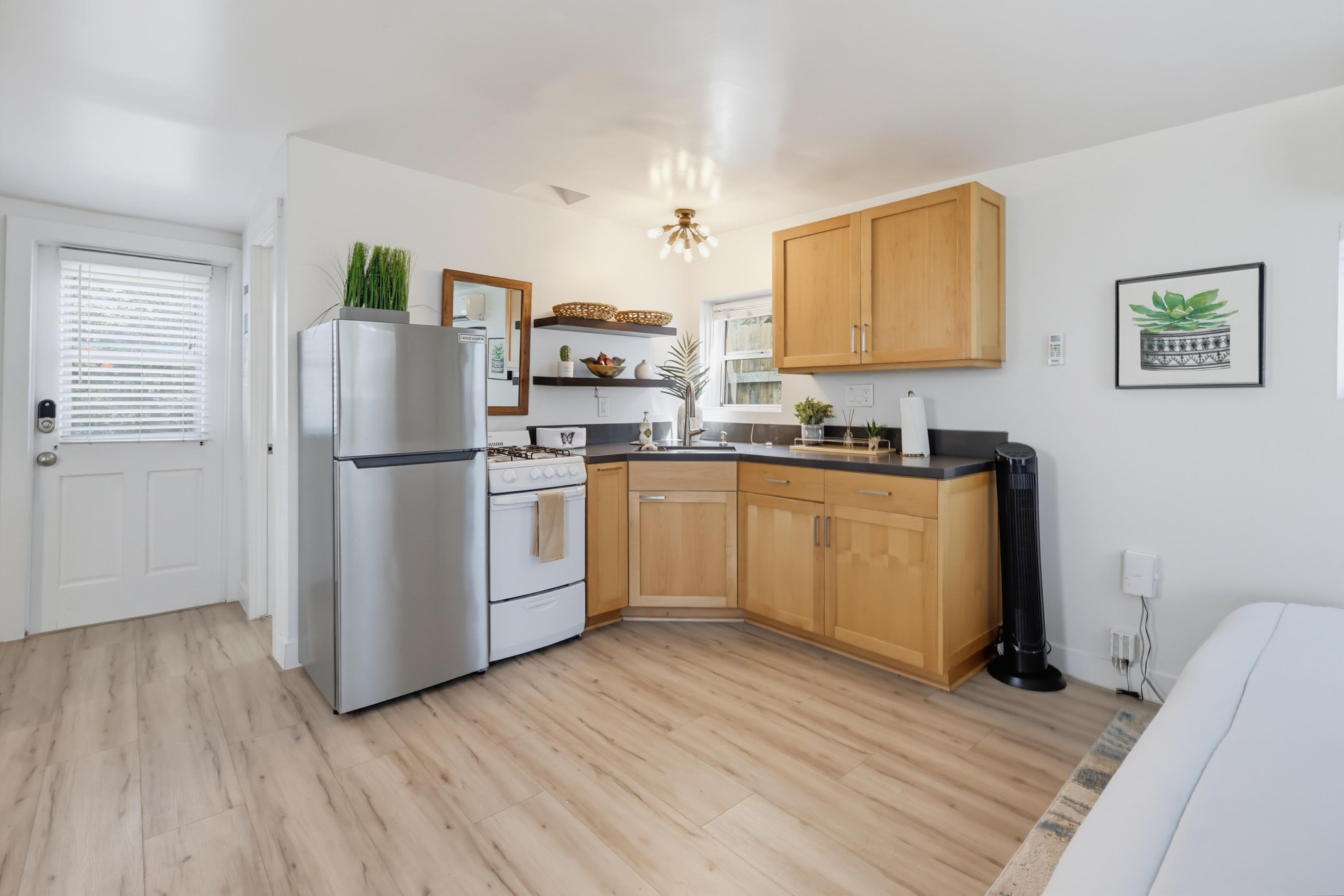 Virtual tour photo 20 of 64 for 4879 Long Branch Ave