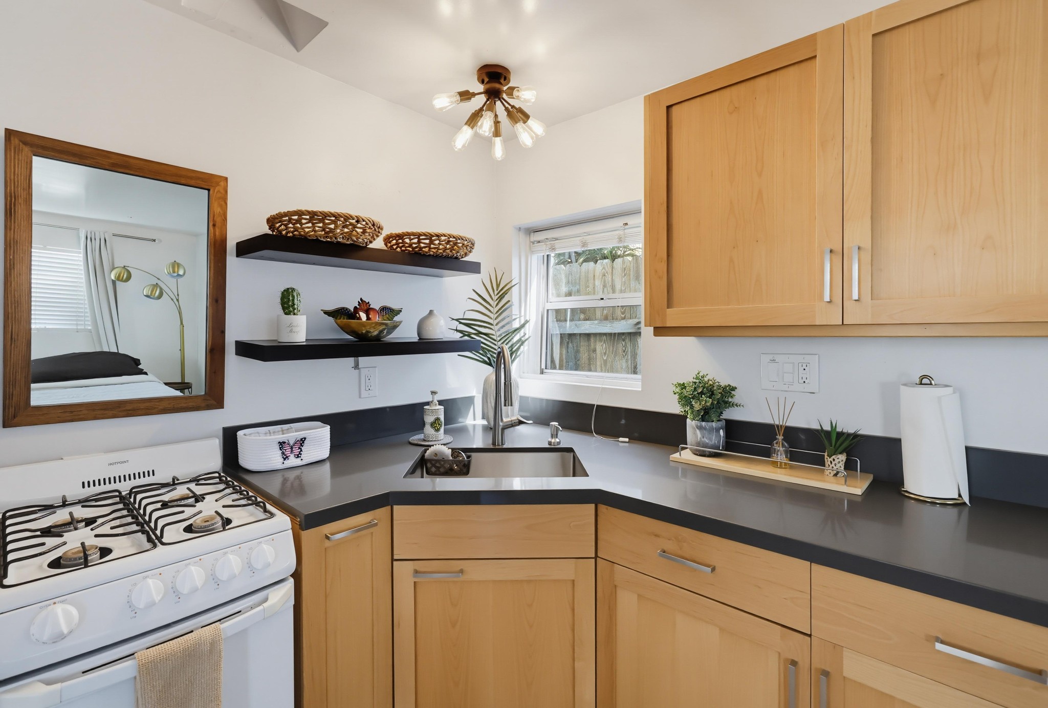 Virtual tour photo 22 of 64 for 4879 Long Branch Ave