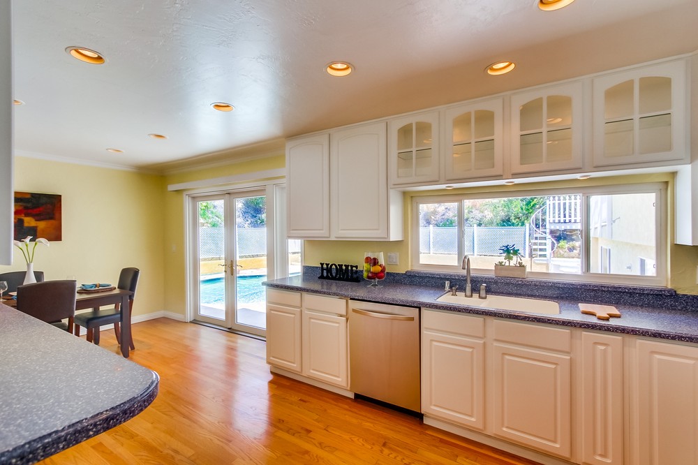Virtual tour photo 7 of 31 for 4880 Kane Street