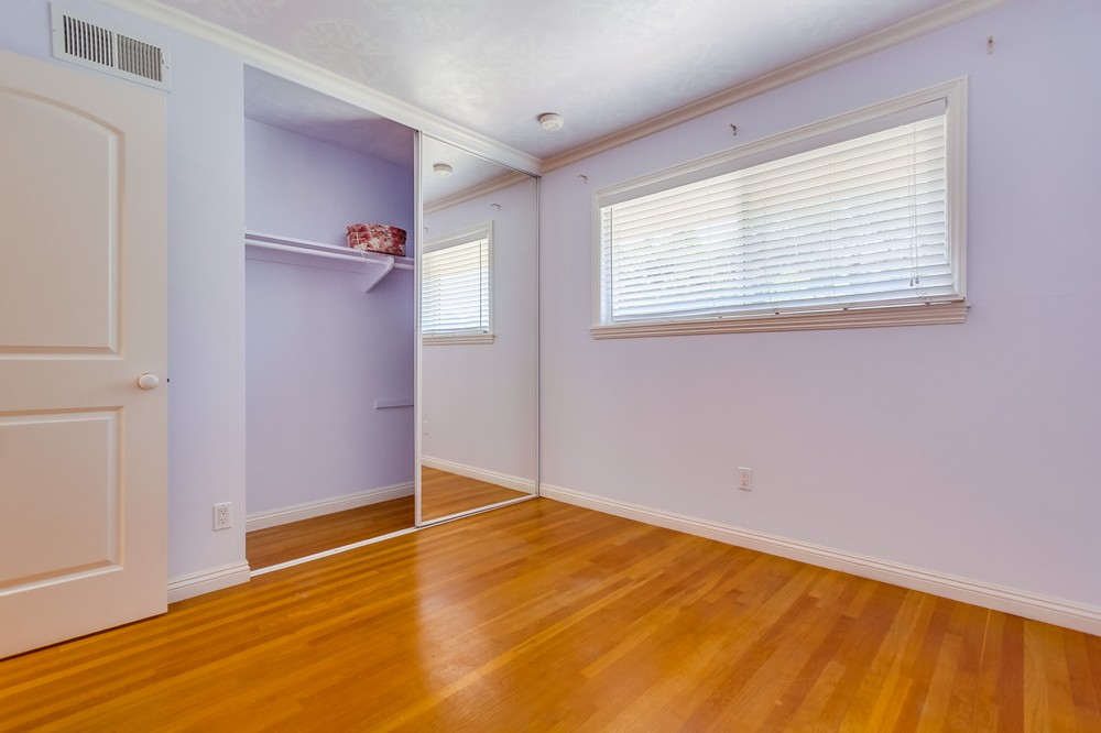 Virtual tour photo 25 of 31 for 4880 Kane Street
