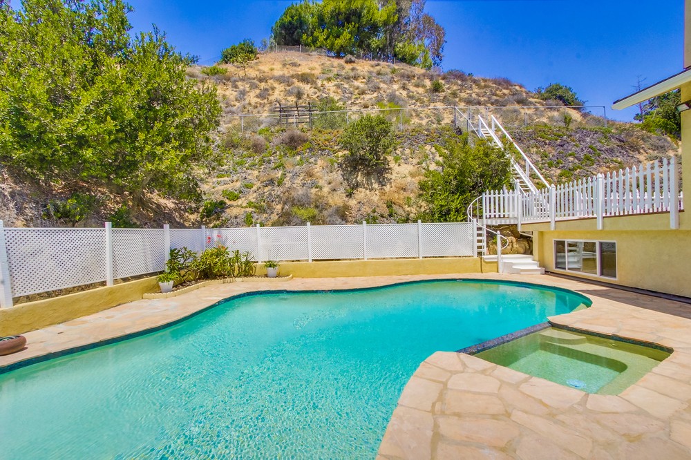Virtual tour photo 32 of 31 for 4880 Kane Street