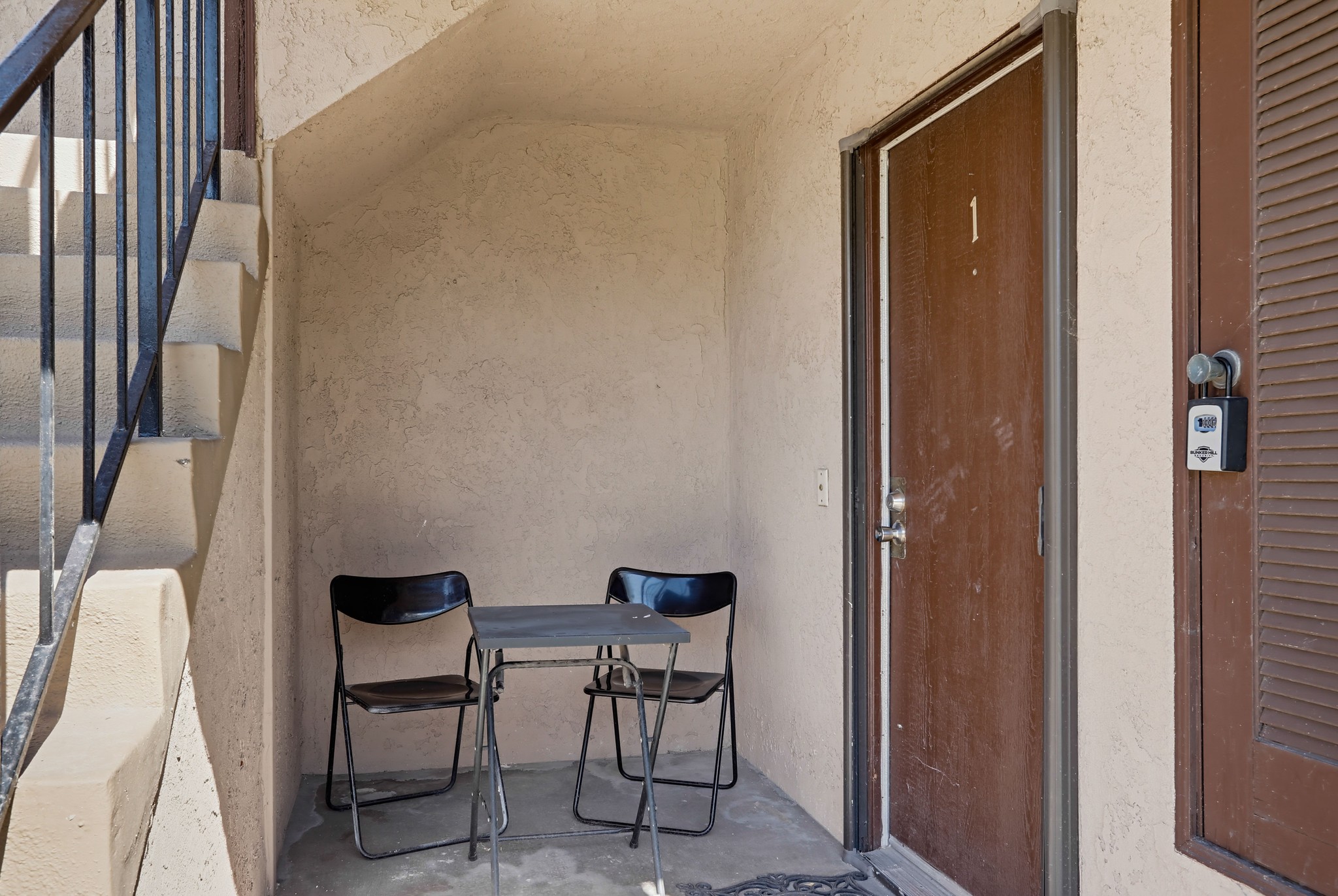 Virtual tour photo 7 of 39 for 4881 Vista Dr Unit 1