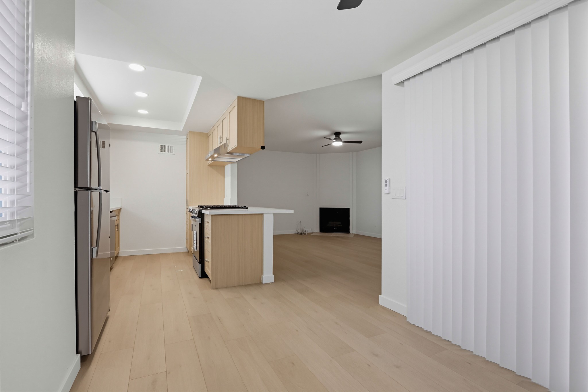 Virtual tour photo 12 of 39 for 4881 Vista Dr Unit 1
