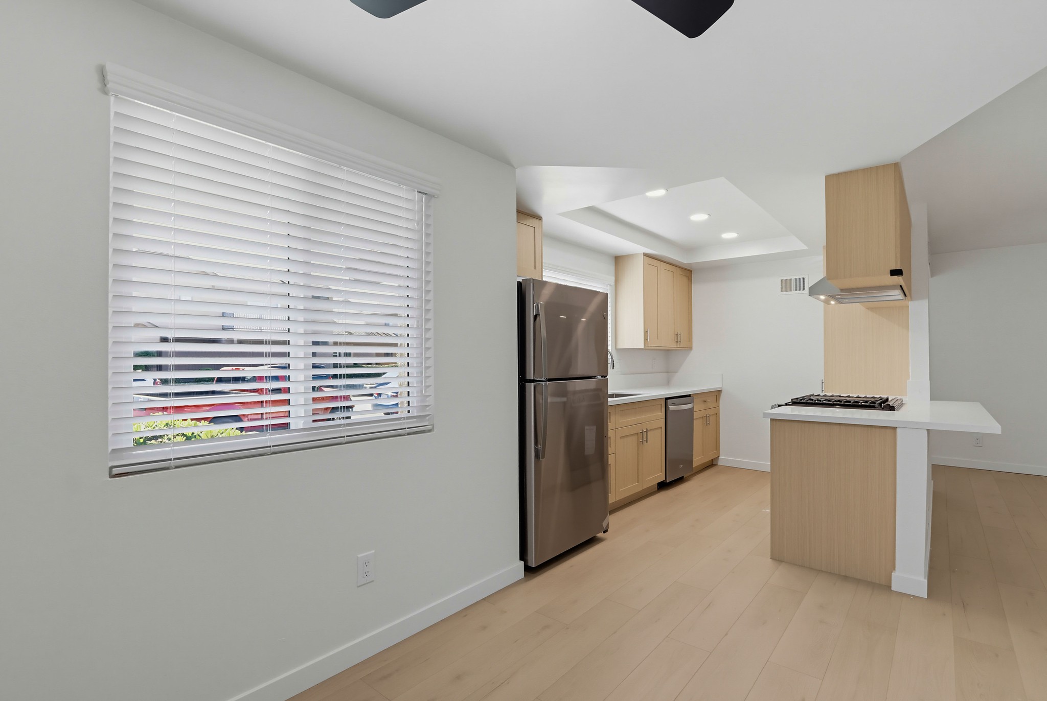 Virtual tour photo 13 of 39 for 4881 Vista Dr Unit 1